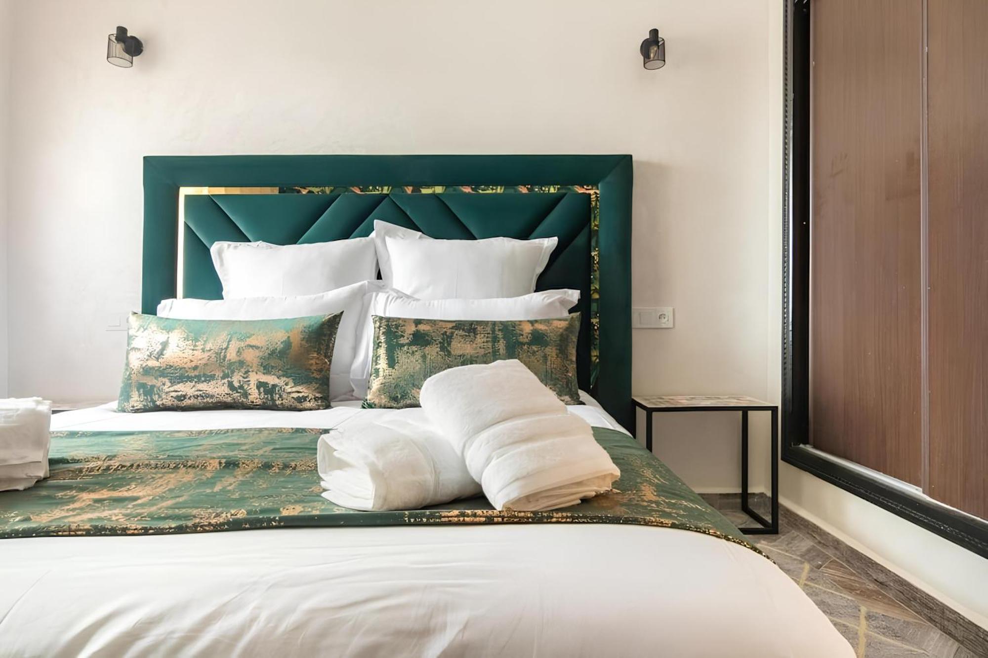 C-Appartement De Luxe Plein Centre De Gueliz Avec Piscine Parking Wifi Netflix Марракеш Экстерьер фото