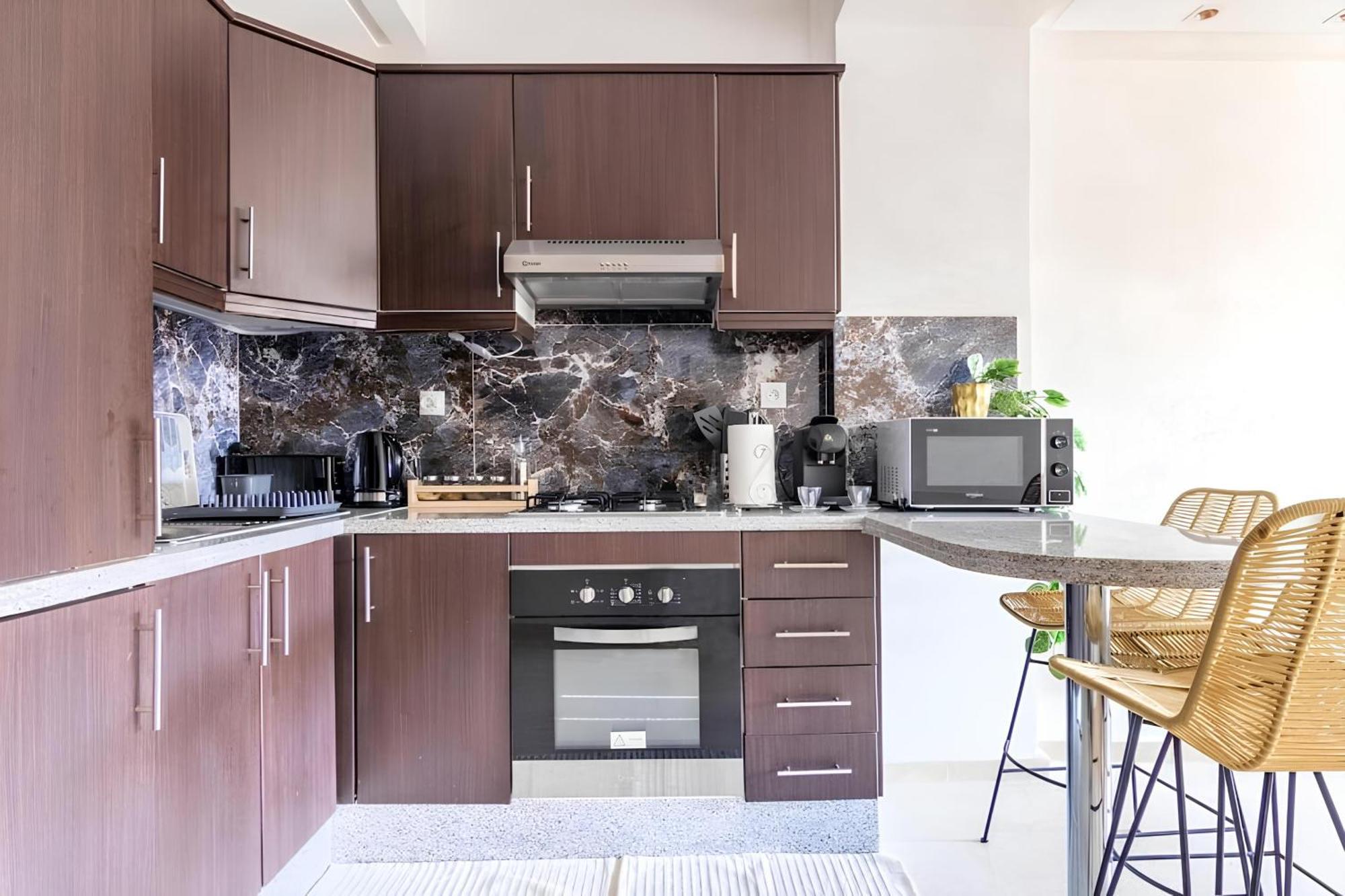 C-Appartement De Luxe Plein Centre De Gueliz Avec Piscine Parking Wifi Netflix Марракеш Экстерьер фото