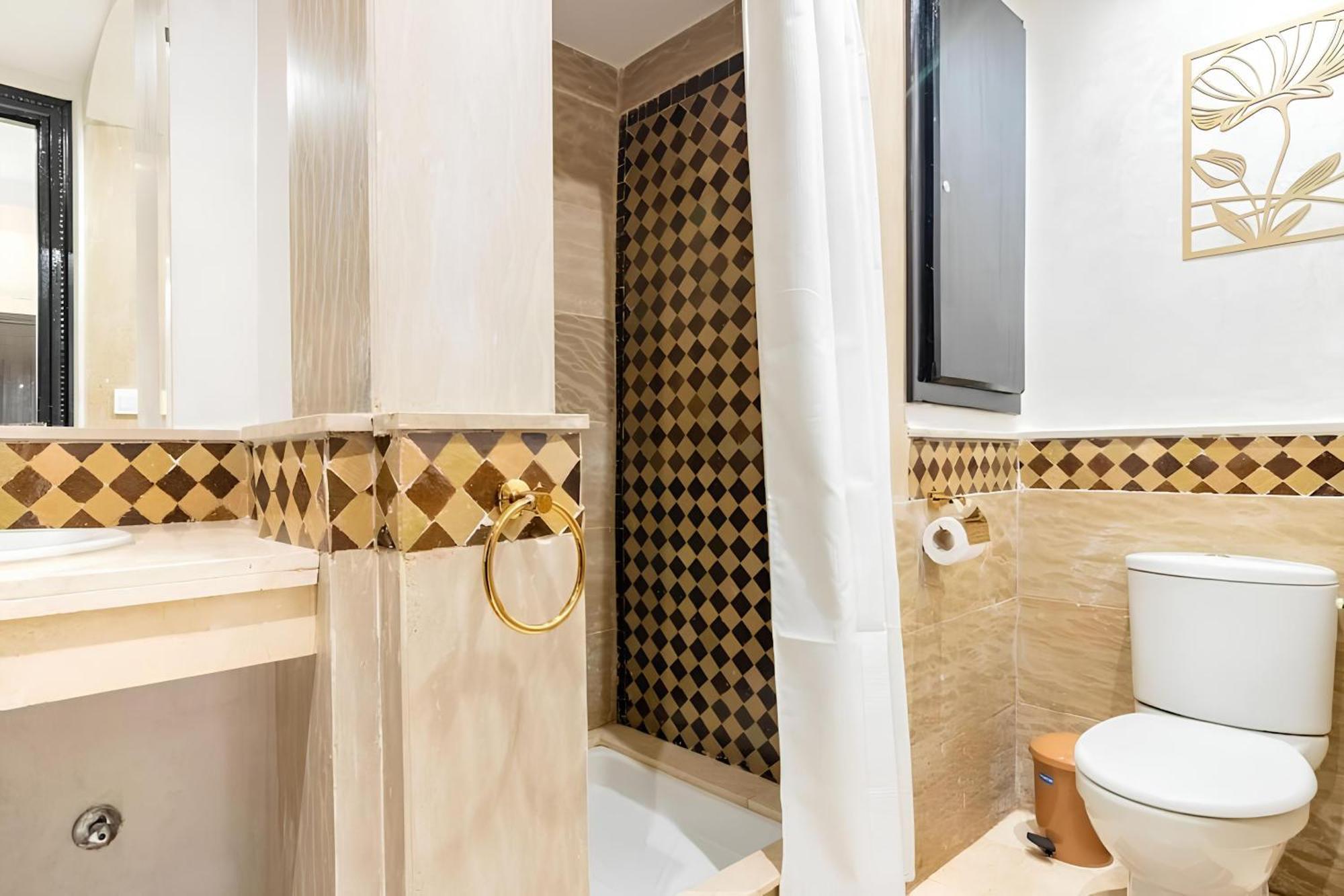 C-Appartement De Luxe Plein Centre De Gueliz Avec Piscine Parking Wifi Netflix Марракеш Экстерьер фото